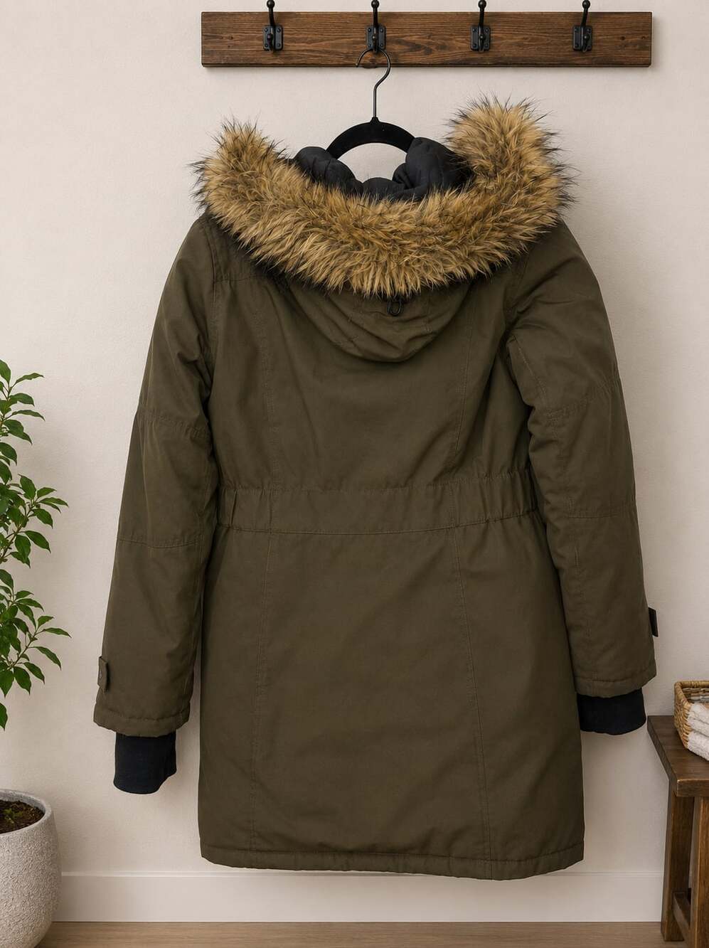 Golden by TNA Bancroft Parka Altitude Series Olive Green Down Coat Medium - Picture 3 of 16